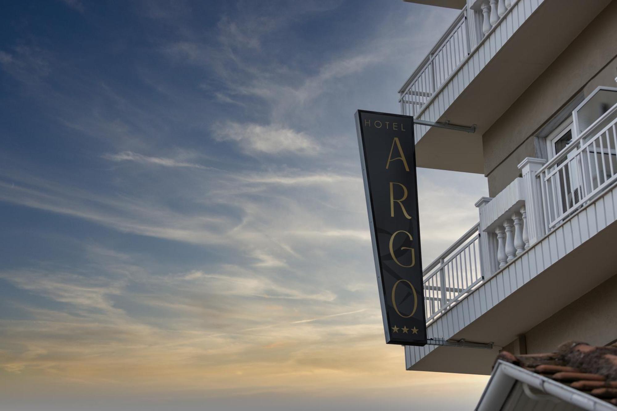 Hotel Argo Paralía Esterno foto